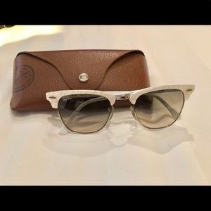 Ray-Ban Clubmaster Sunglasses